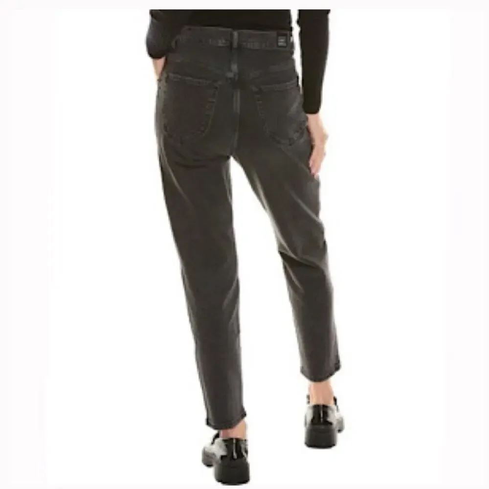 Current/Elliott Pleated Straight Jean
